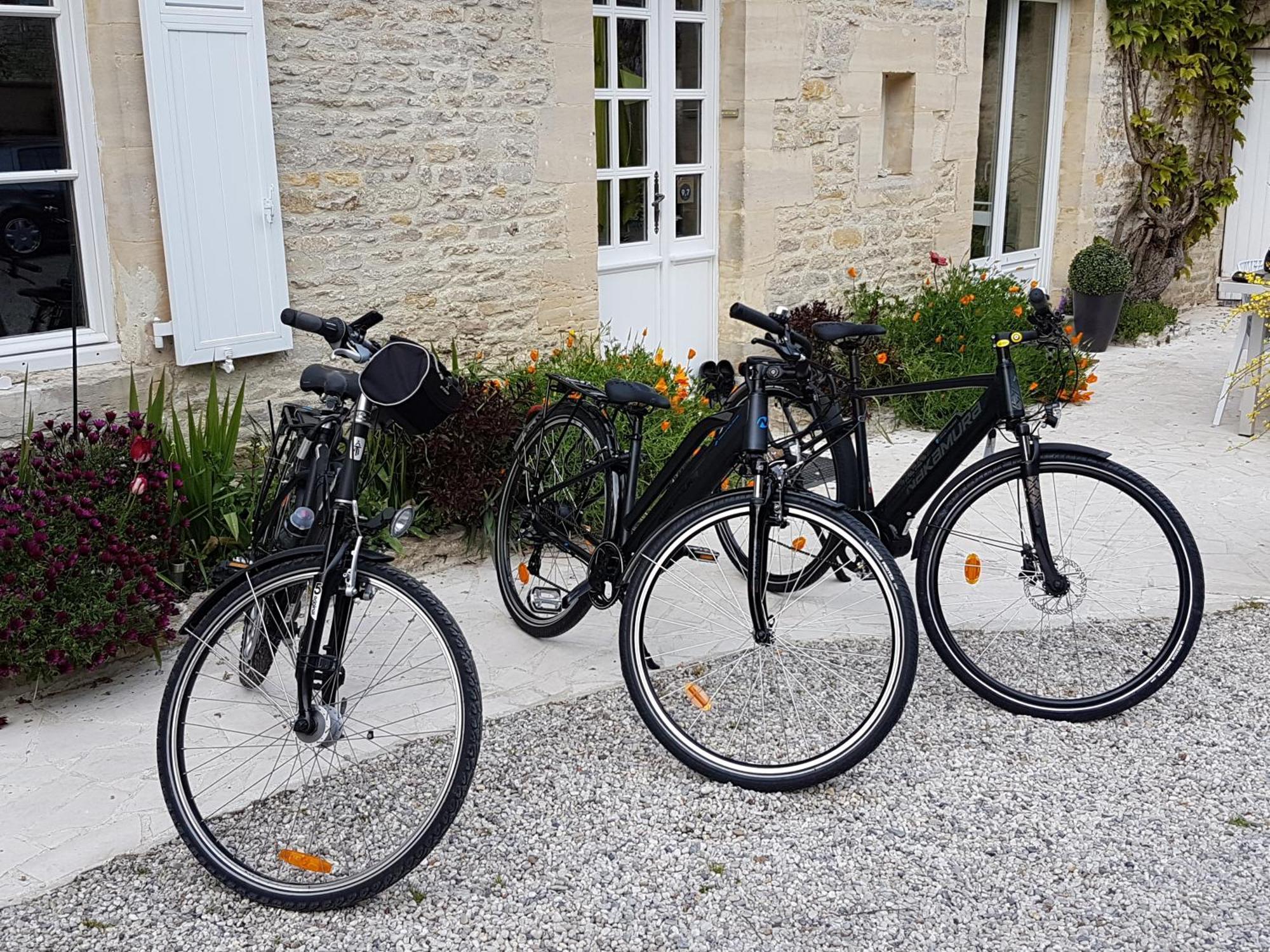 Chambre D'Hotes Liz'A Saint-Côme-de-Fresné Esterno foto